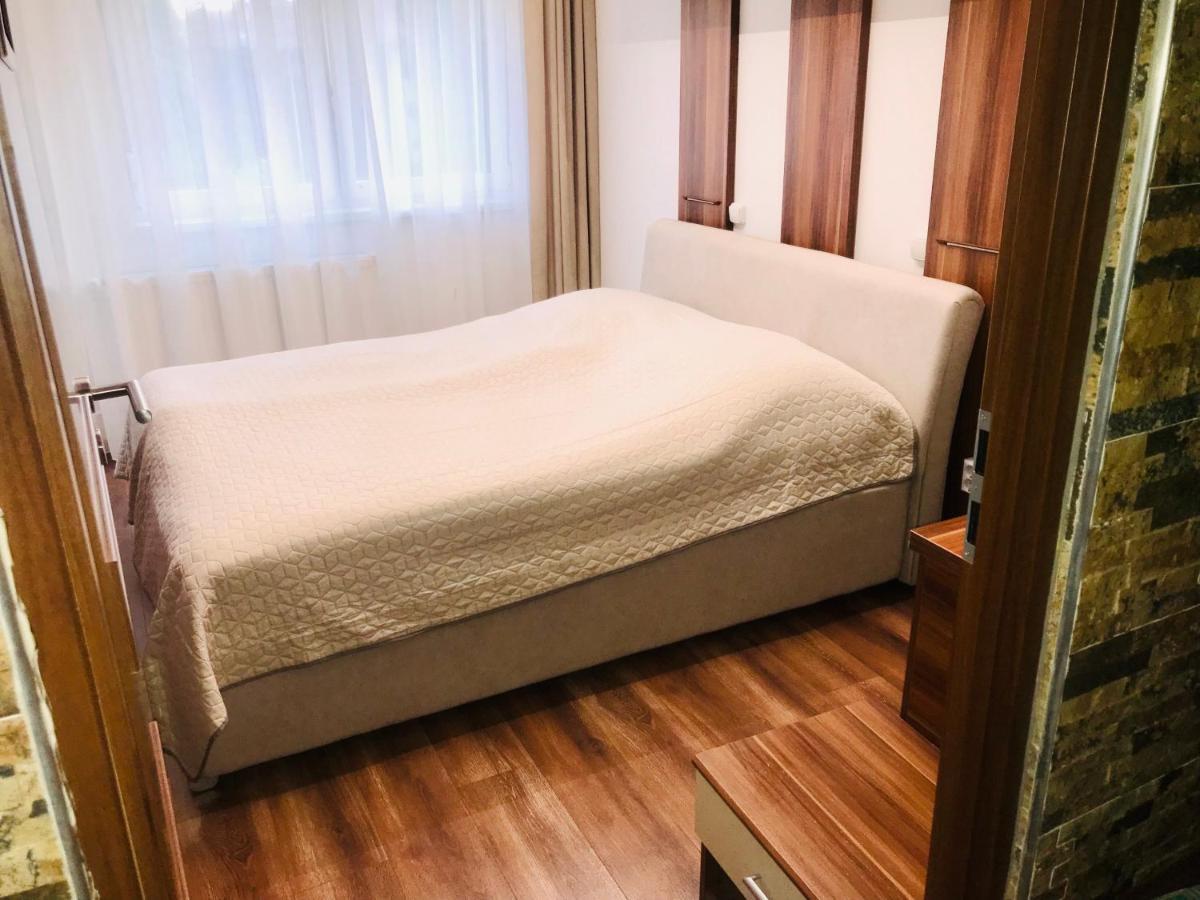 Angéla Apartman Hajdúszoboszló Extérieur photo